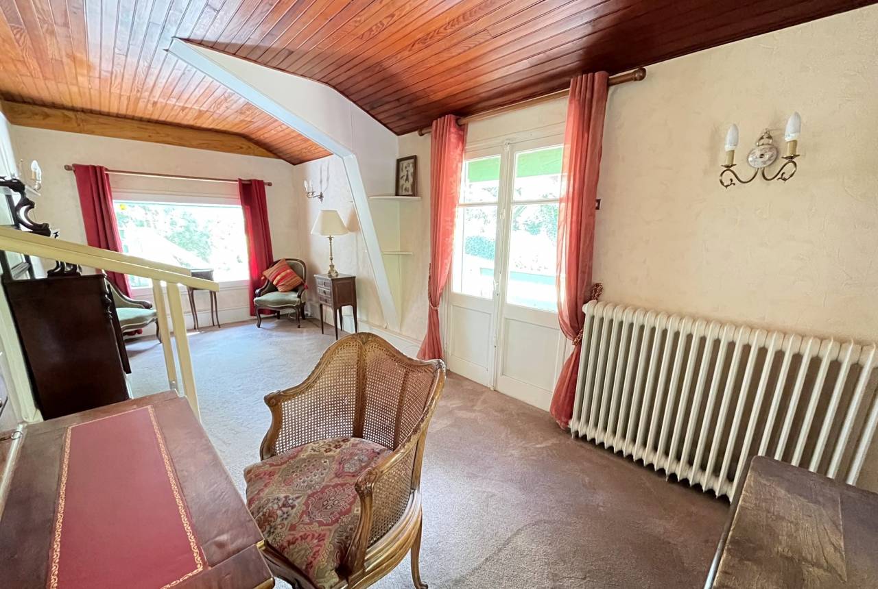 Propriété avec maison et 1,6 ha proche de Lyon