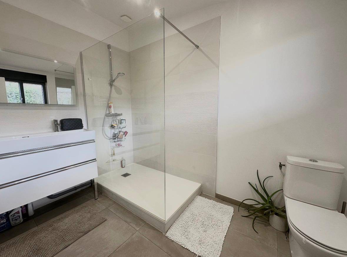 Écurie de neuve sur 5ha coeur Calvados (14) 