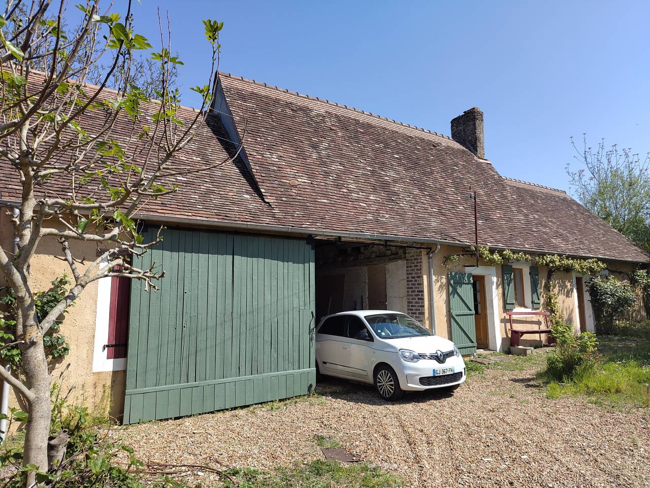 Corps de ferme en forêt de Bercé, parfait pour cavalier