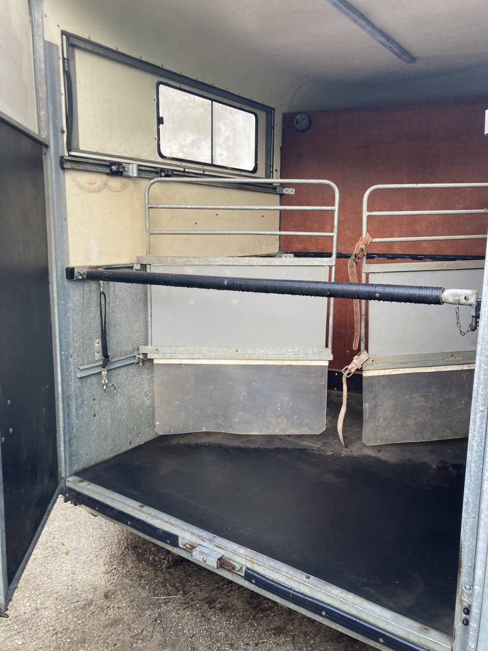 Van FAUTRAS oblic 2 - Spécial 2-3 poneys 