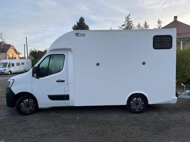 Camion VL Master 2023 caisse neuve