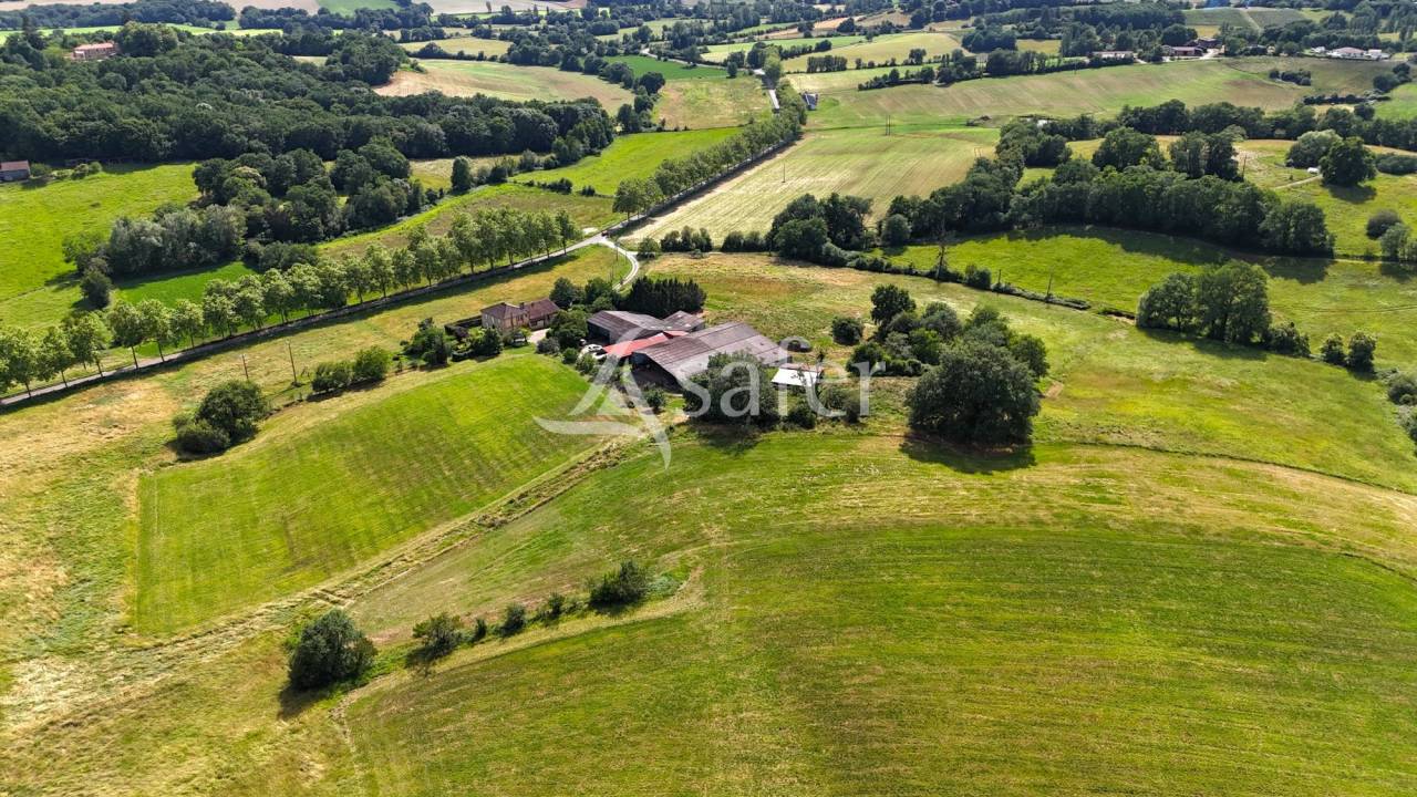 Propri&eacute;t&eacute; polyculture &eacute;levage de 38 ha Proche Aignan