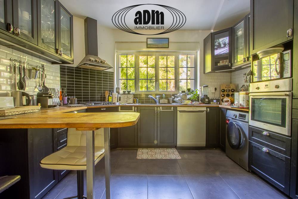 Moulin avec écurie et îles privées sur la Morin