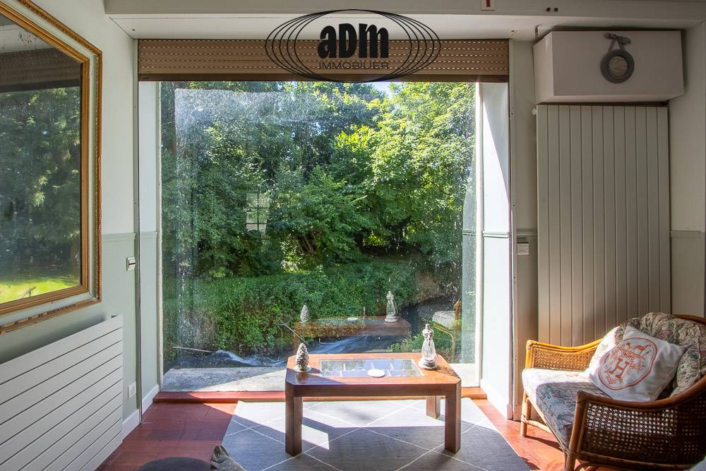 Moulin avec écurie et îles privées sur la Morin