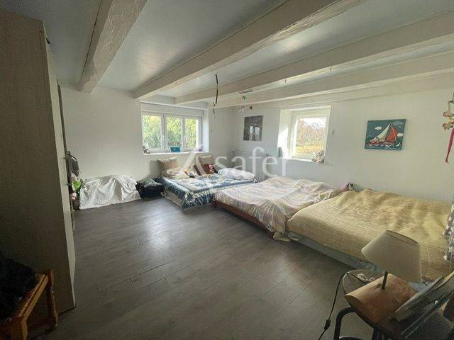 Ferme rénovée avec grange et dépendance - 2 ha 15 a 04 ca