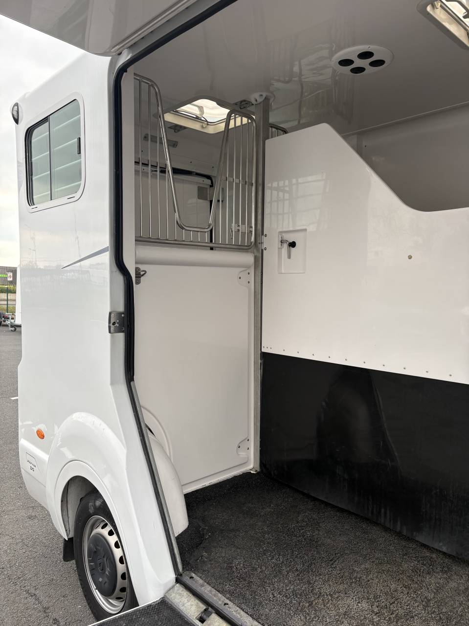 camion 2 chevaux BARBOT