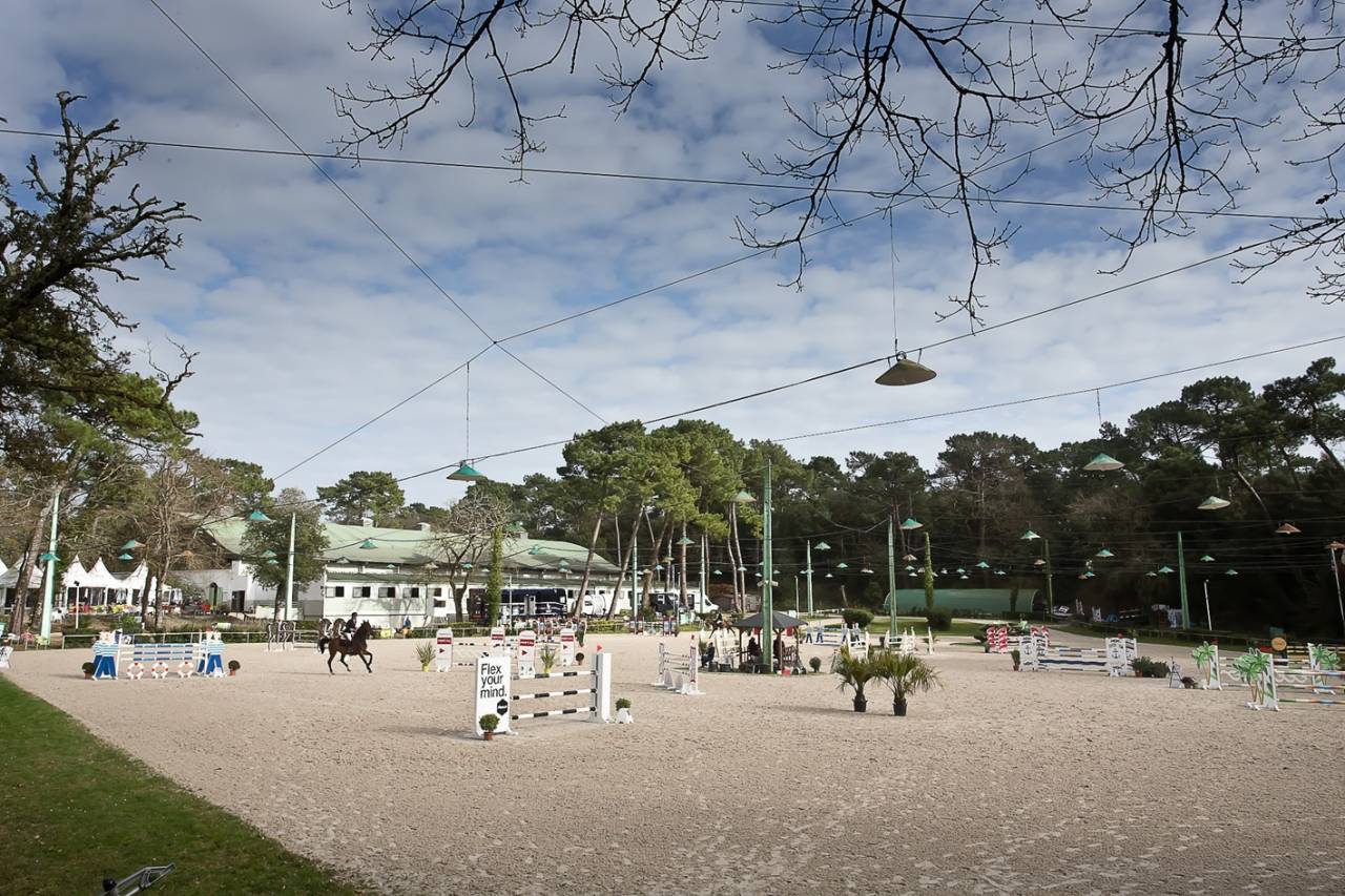 VENTE CENTRE EQUESTRE DE ROYAN