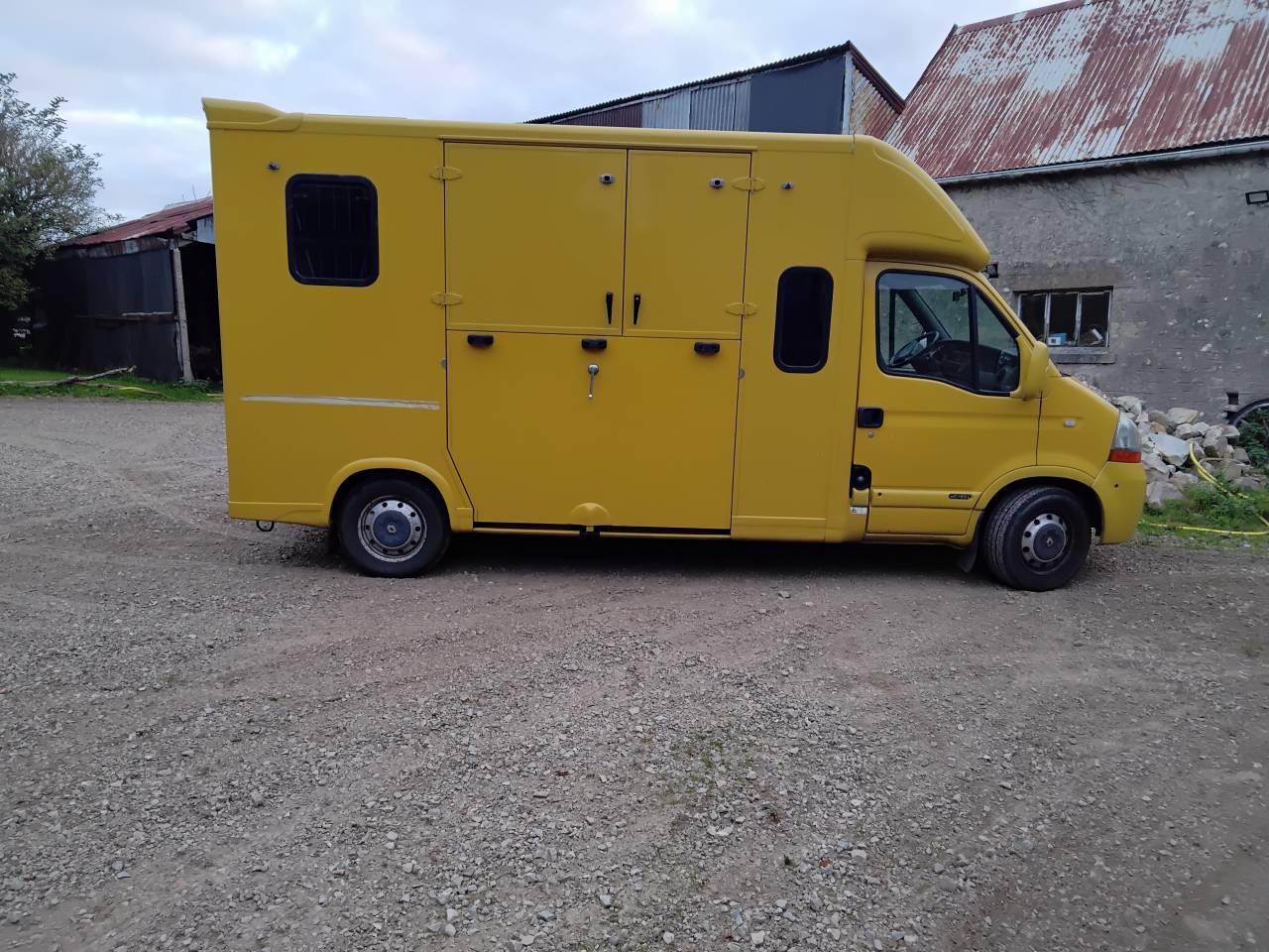 RENAULT MASTER 2,5L DCI 150 CV BVR