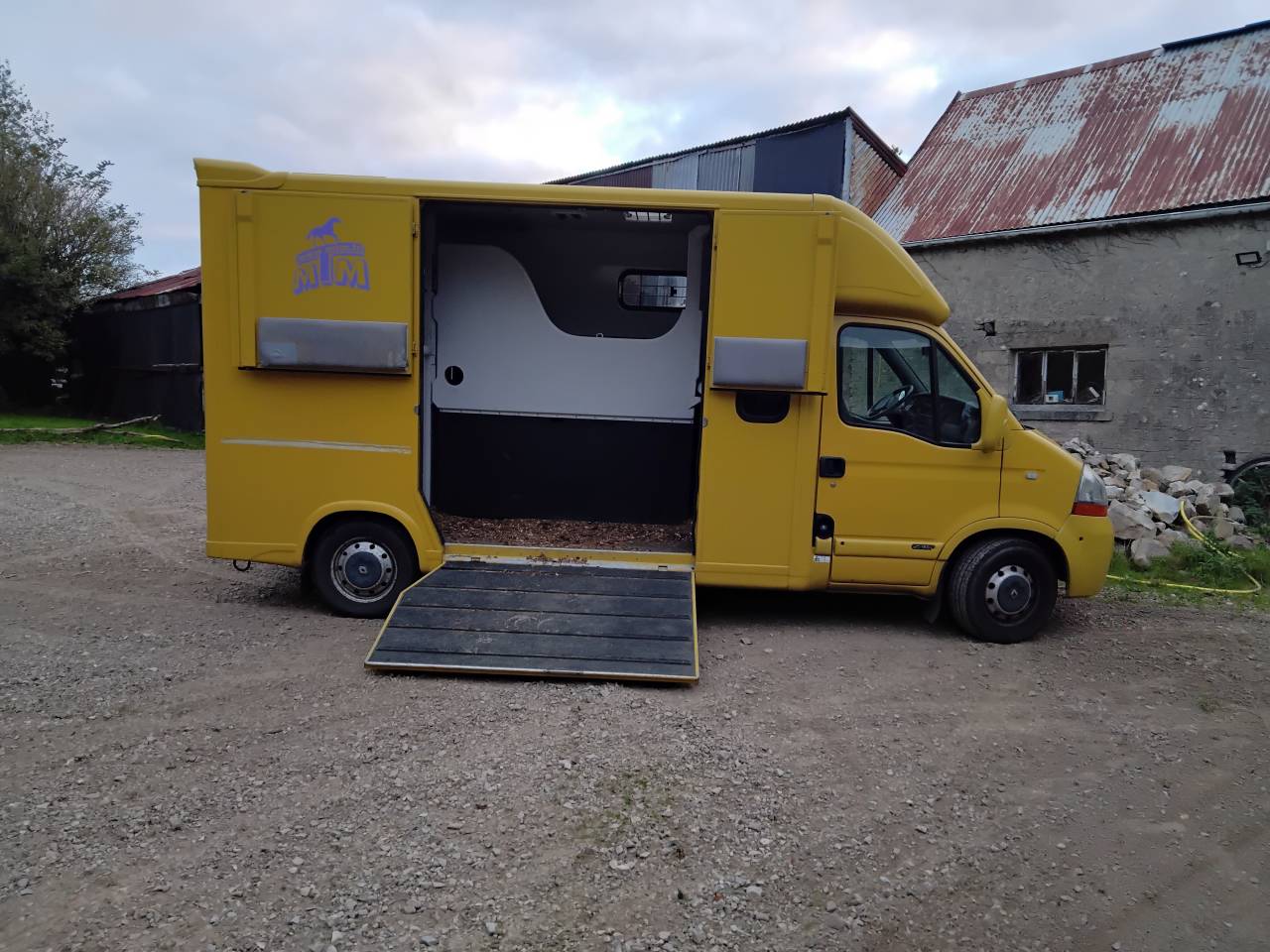RENAULT MASTER 2,5L DCI 150 CV BVR