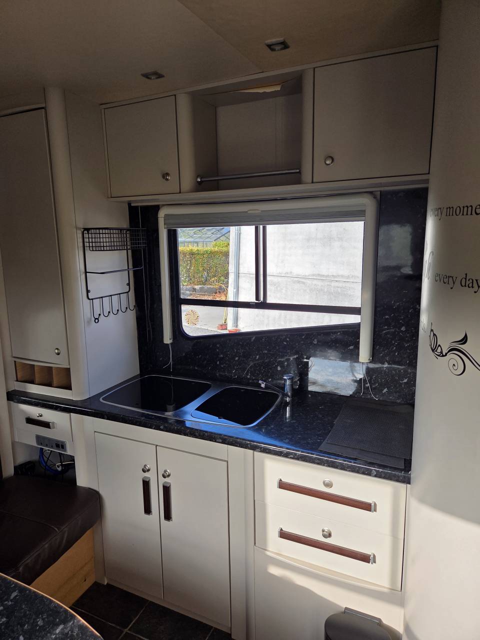 Isuzu equitrek 3 chevaux 