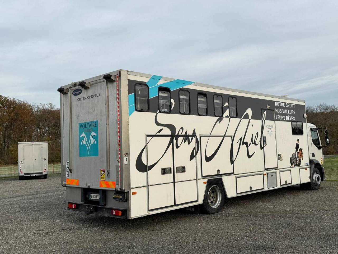 VOLVO 85000km 6 CHEVAUX