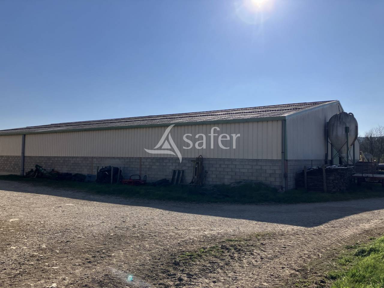 Exploitation laitière 170 ha