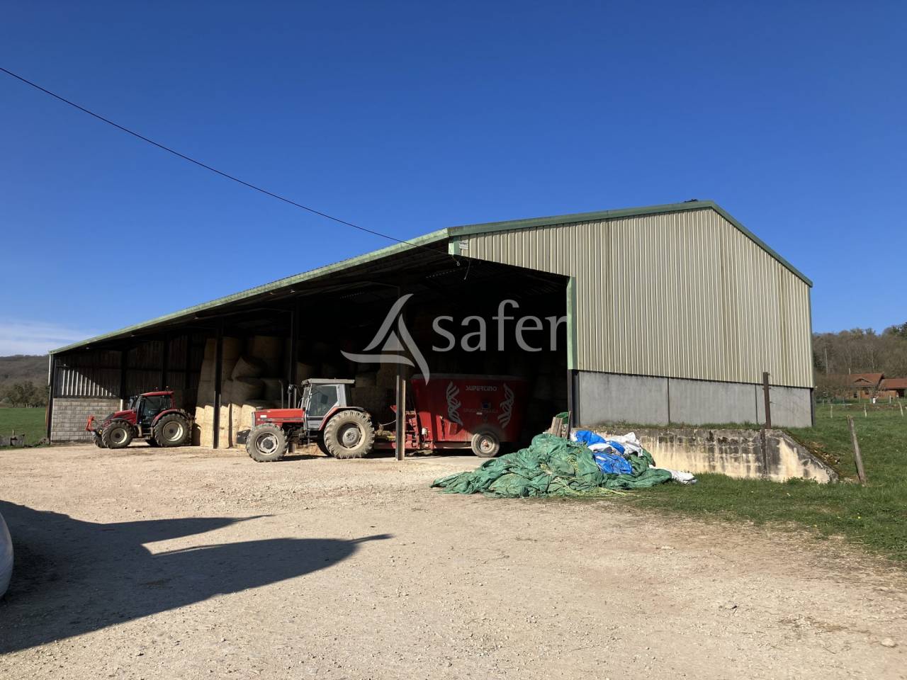 Exploitation laitière 170 ha