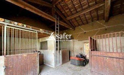 Propriété équestre sur 1,60 ha avec maison d'habitation