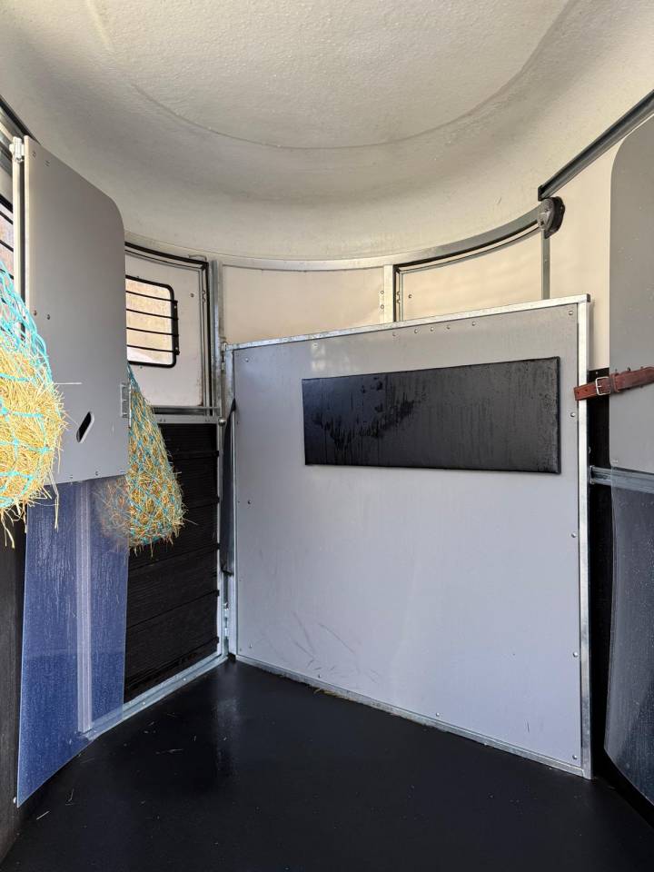 Van Fautras Oblic +2 Occasion immatriculé en Suisse