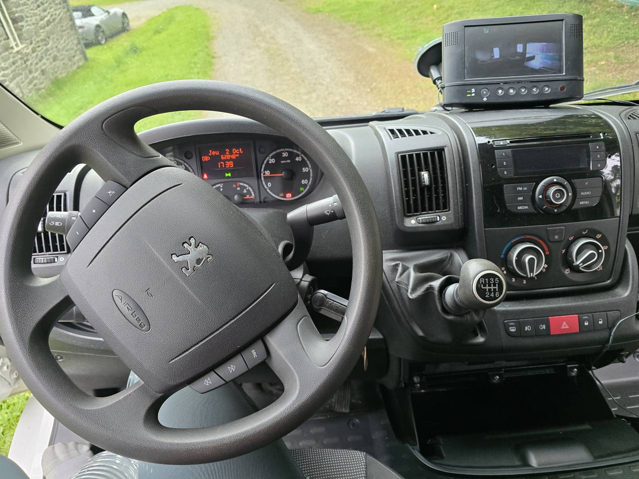 Camion VL chevaux Equi Trek Sonic