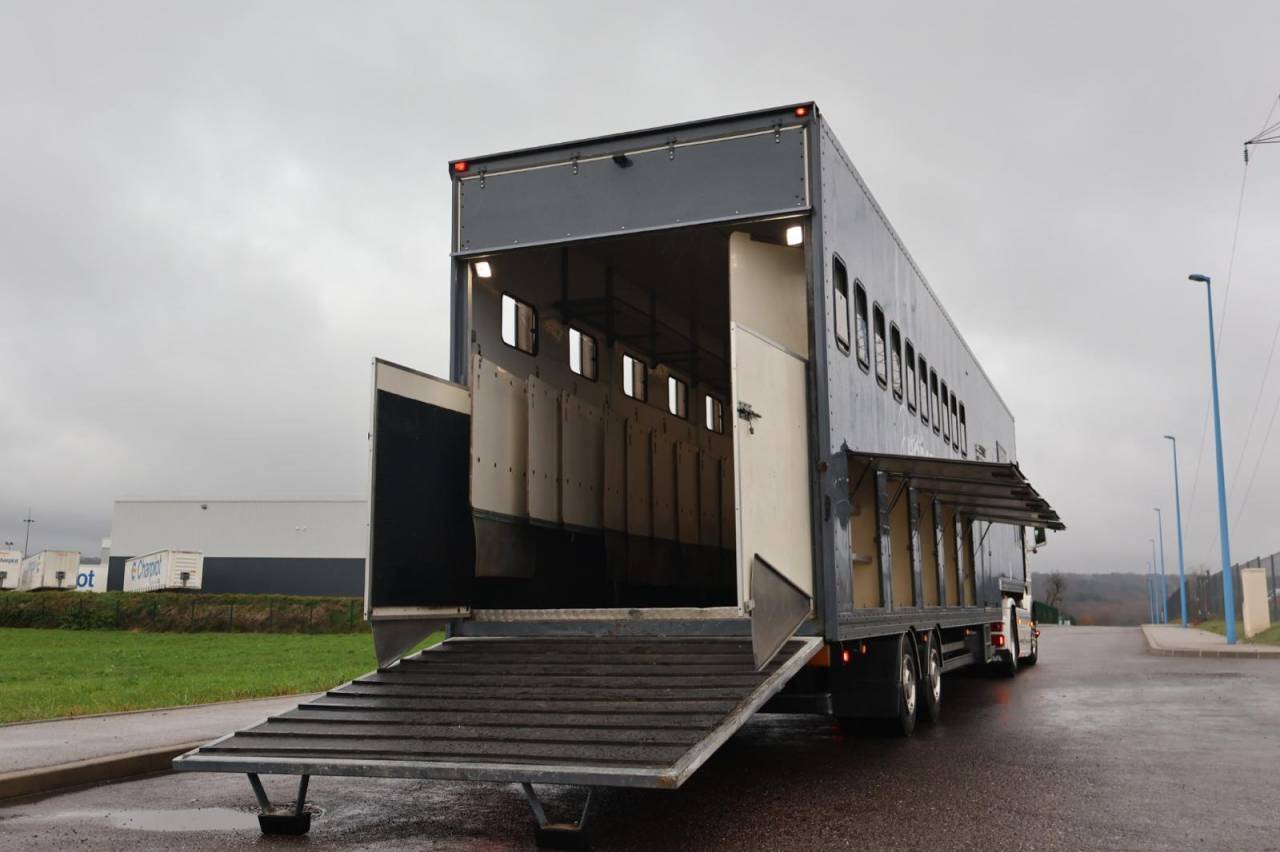 SEMIE REMORQUE 10P-APPARTEMENT LUXE 8P-SCANIA R520 V8