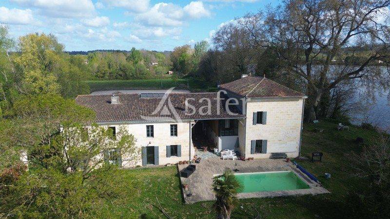 Rive droite BORDEAUX - propri&eacute;t&eacute; de CARACTERE pour amoureux de