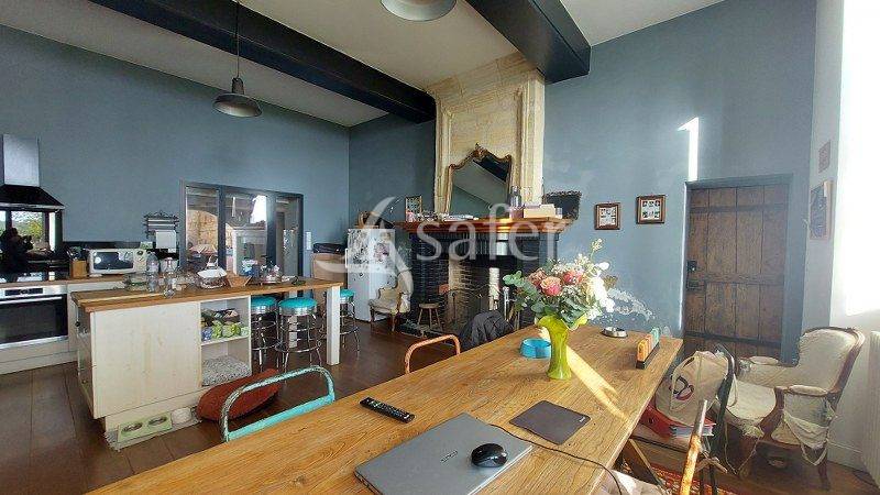 Rive droite BORDEAUX - propri&eacute;t&eacute; de CARACTERE pour amoureux de