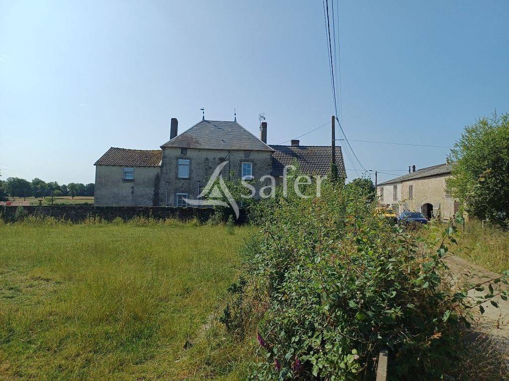 Propriété d'élevage d'environ 94 ha 50 bien groupés