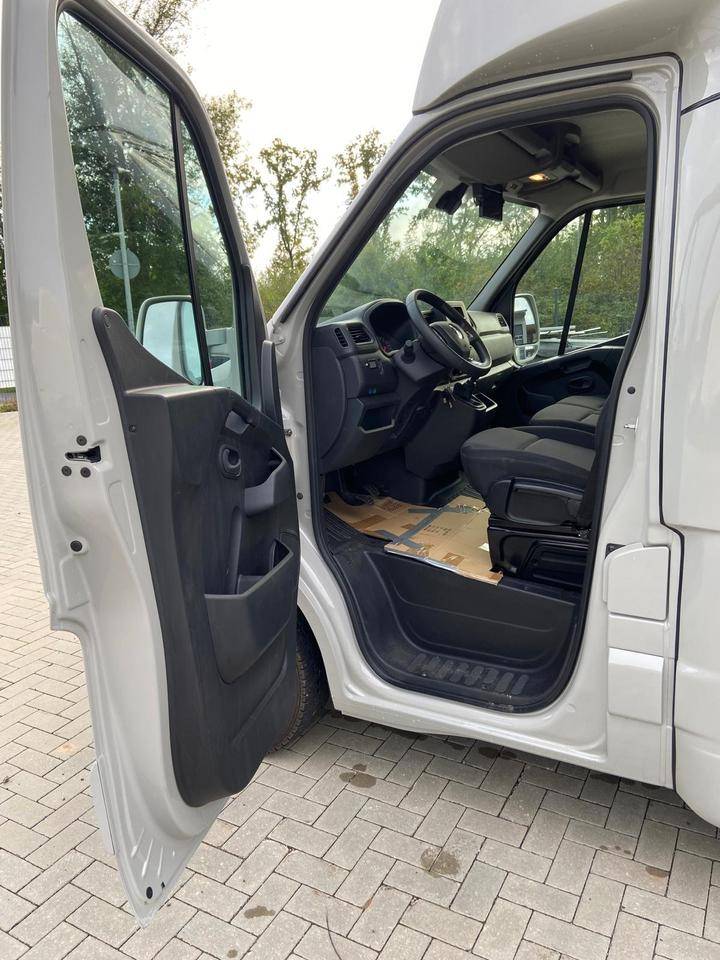 Renault Master 2024