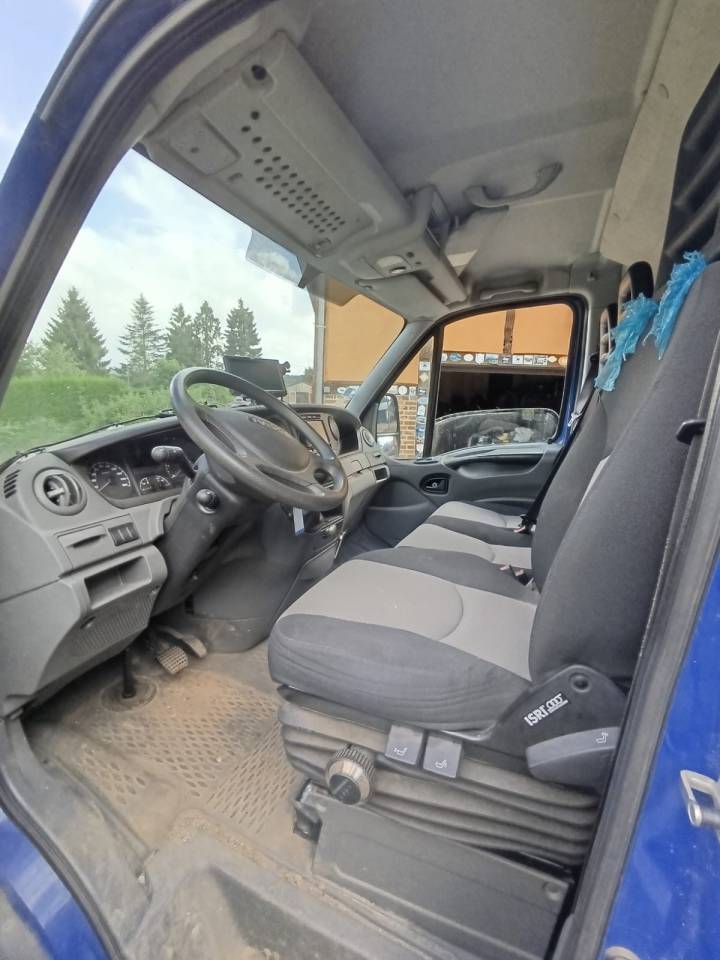 Camion IVECO DAILY