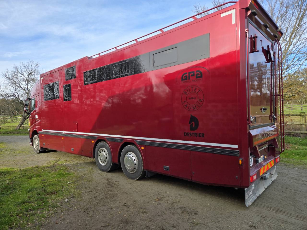 Volvo fh 460ch 2017 50800km 7places chevaux tts options