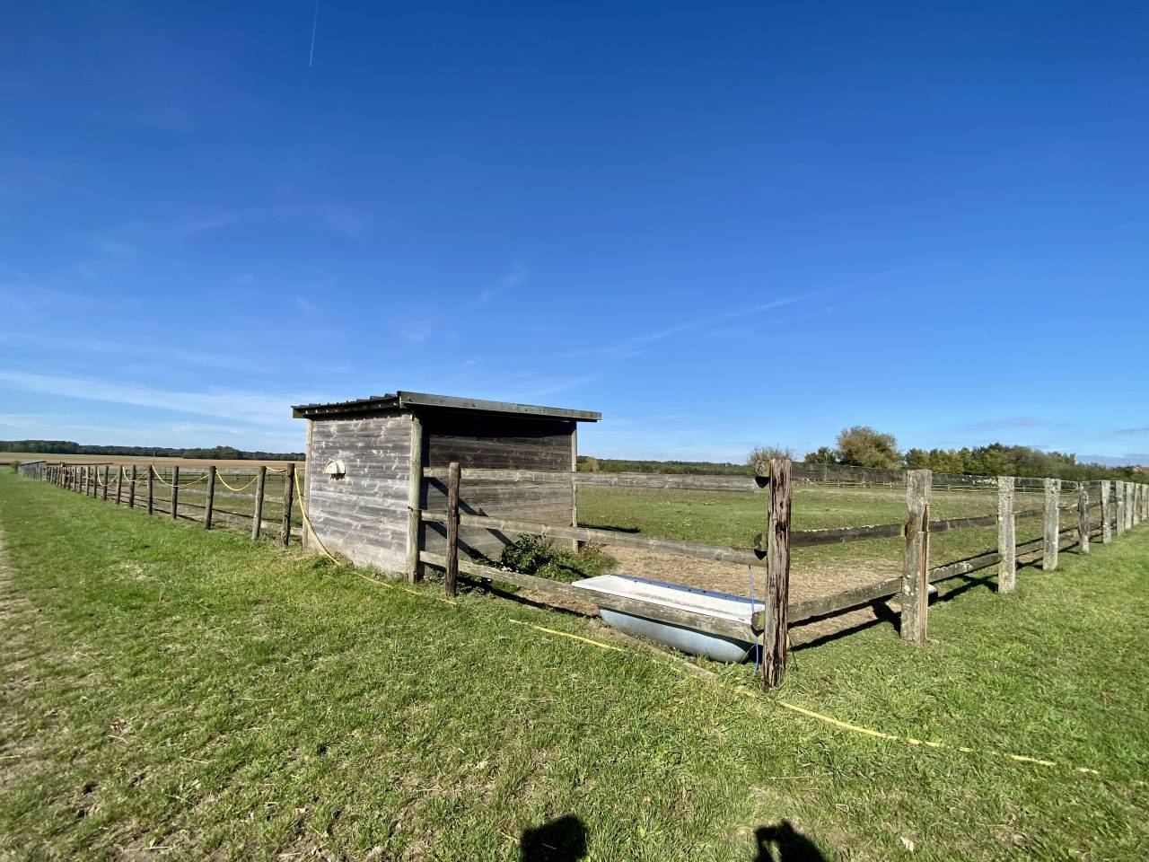 Ecurie - 4,5 hectares - Proche Provins