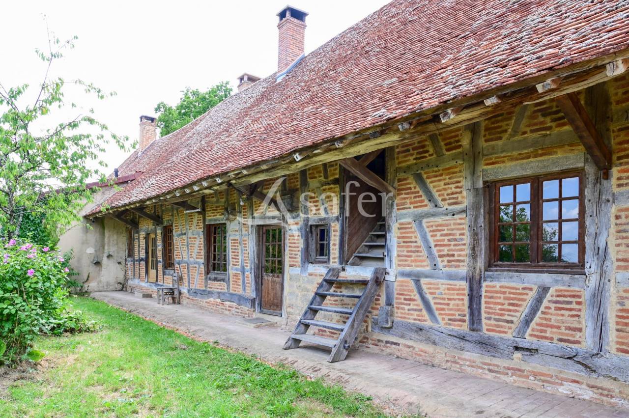 Magnifique propriété sur 15h au nord de Louhans