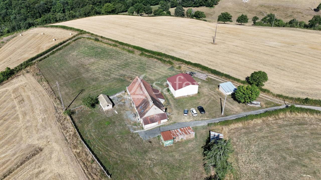 Charmante fermette isolée secteur Gueugnon