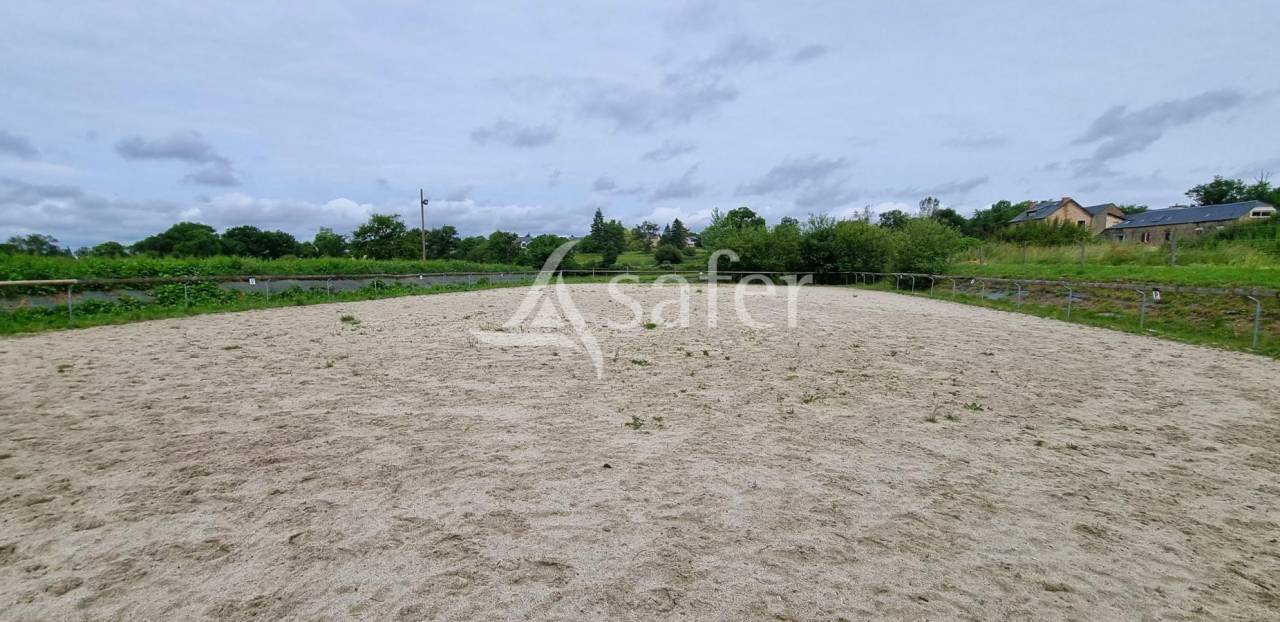 Propriété équestre de 6ha50 en Aveyron