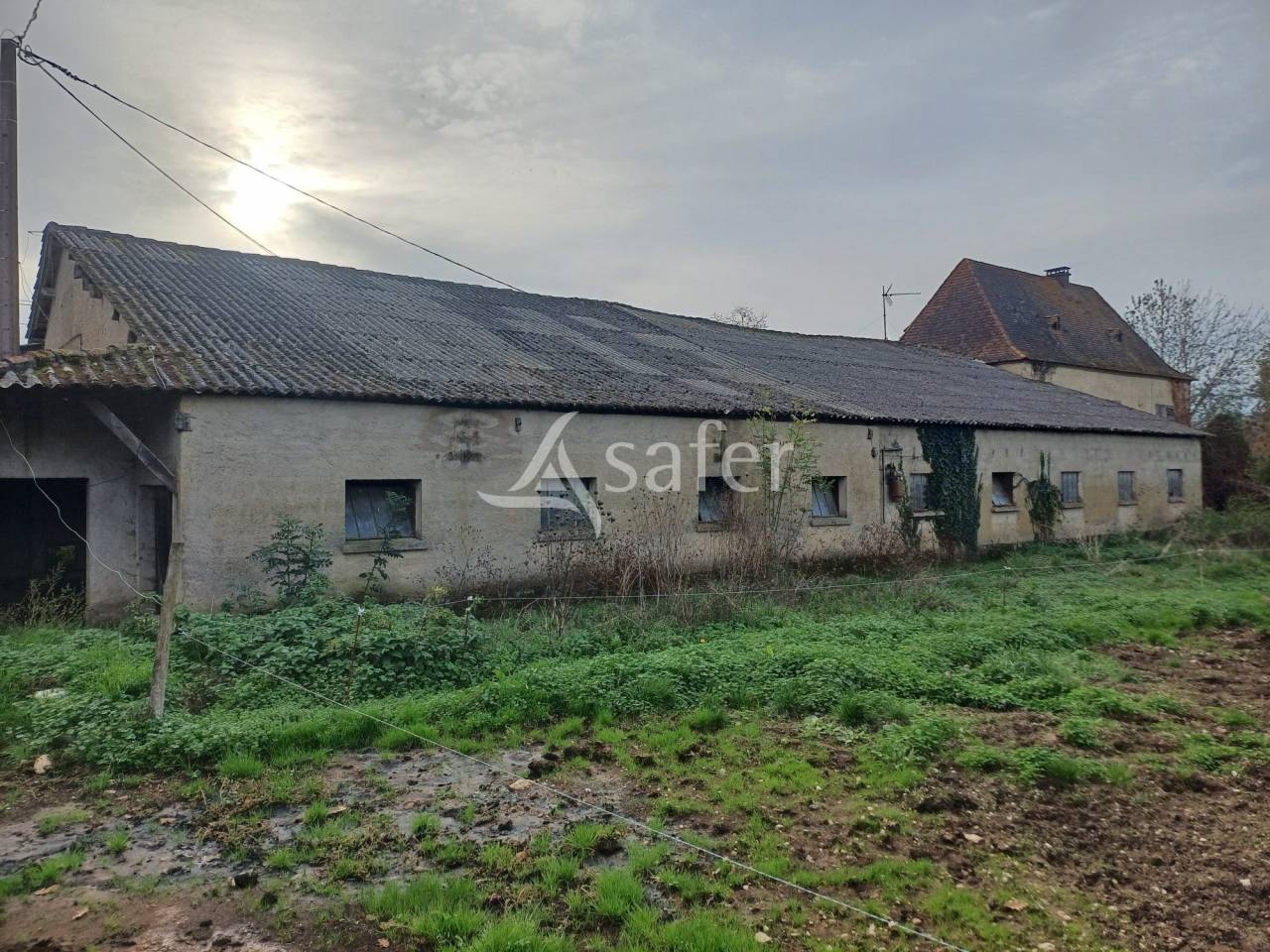 Exploitation d'&eacute;levage avec irrigation sur 75ha en vente et loc