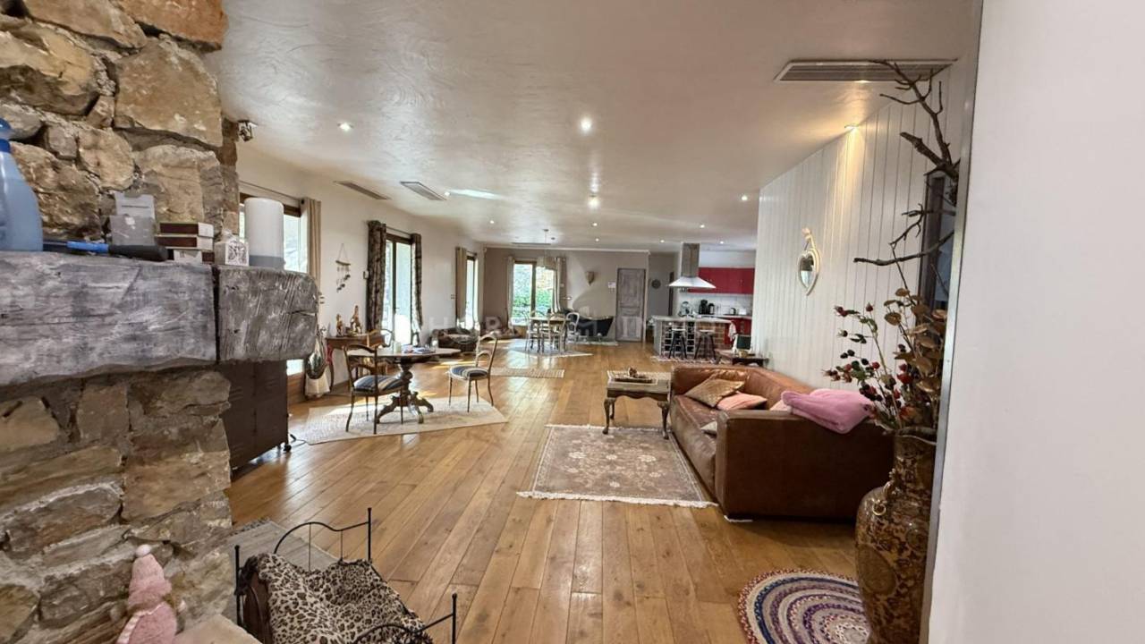 Jolie propriété équestre à l'ambiance ranch