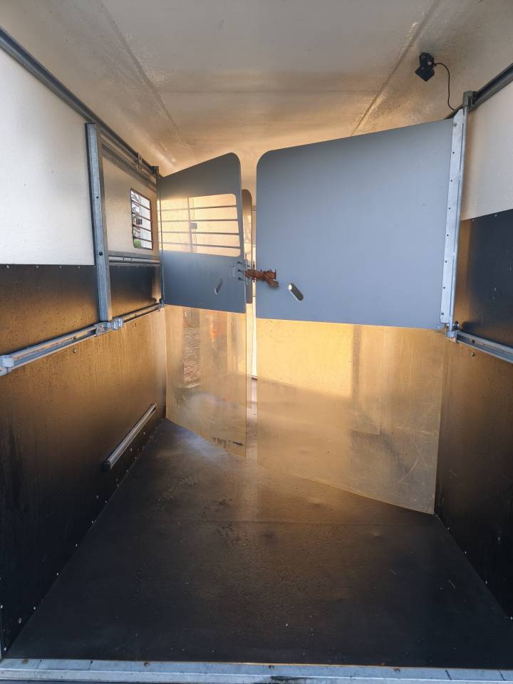 FAUTRAS OBLIC +3 ⭐ 3 CAVALLI ⭐ TELECAMERE + SELLERIA