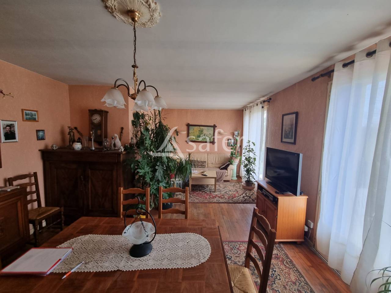 Exploitation d'&eacute;levage sur 40 ha dans le Limargue lotois