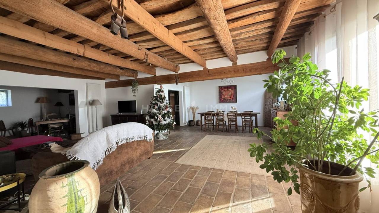 L'Art de Vivre Cévenol, entre Élégance, Nature et Sérénit