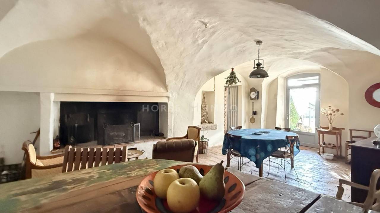 L'Art de Vivre Cévenol, entre Élégance, Nature et Sérénit