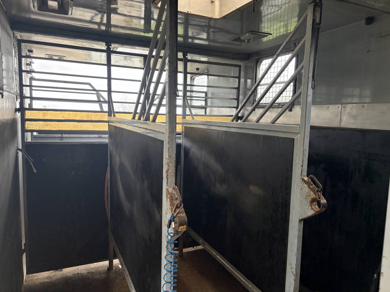 Vend pl 8 chevaux renaullt