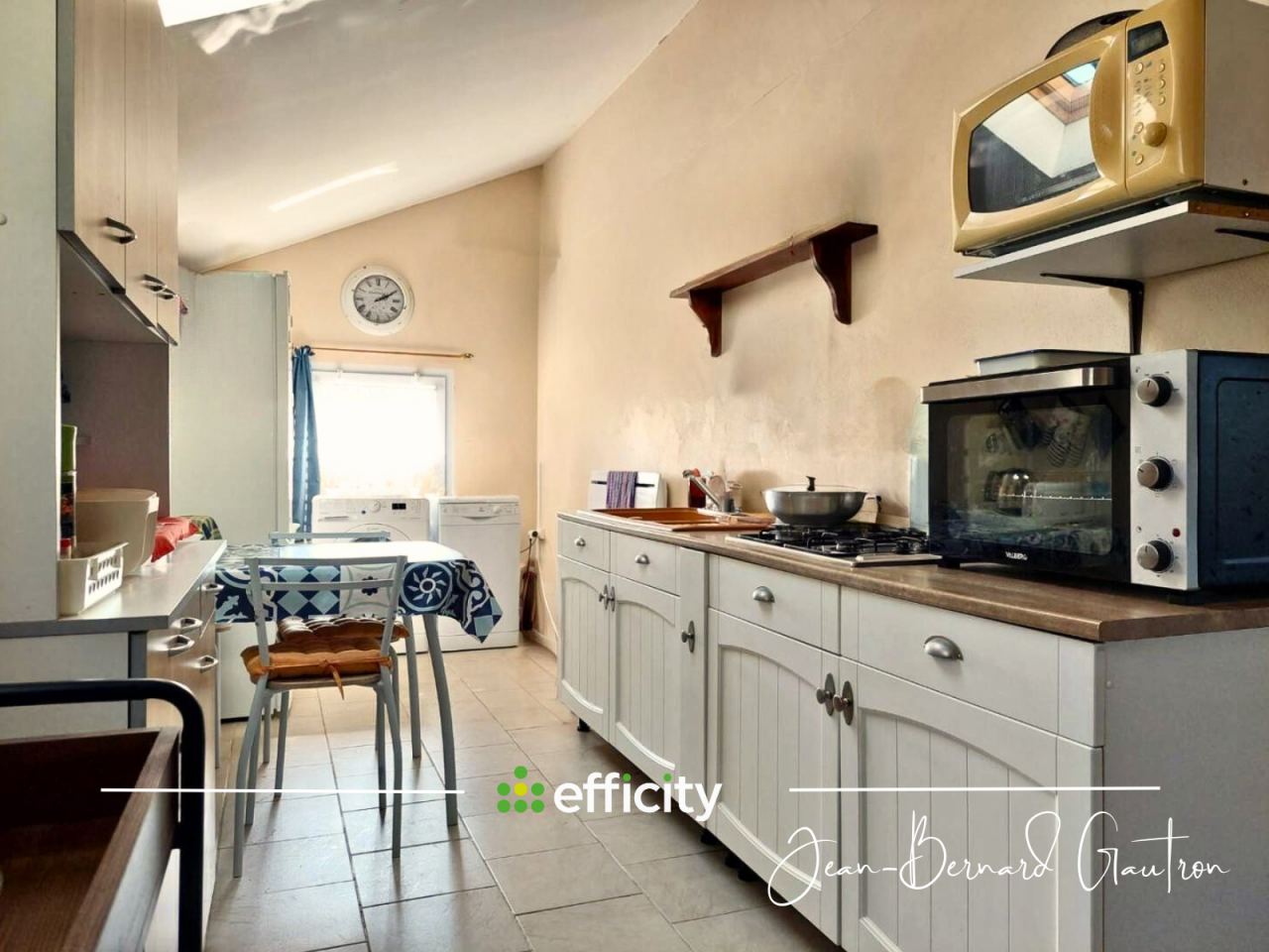 4 PIÈCES - 115.0 m² - MAISON en PIERRE - 4,7 HA