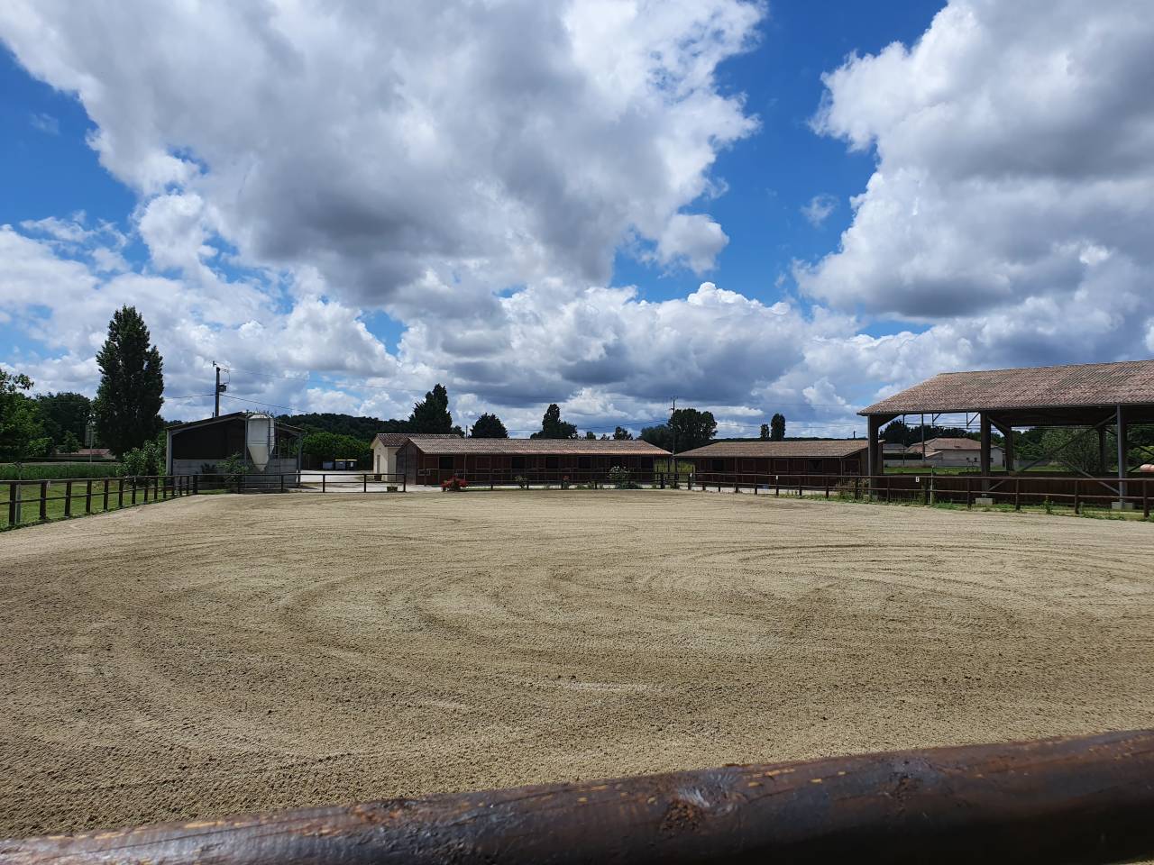 Propriété Équestre d’Exception sur 2 Hectares