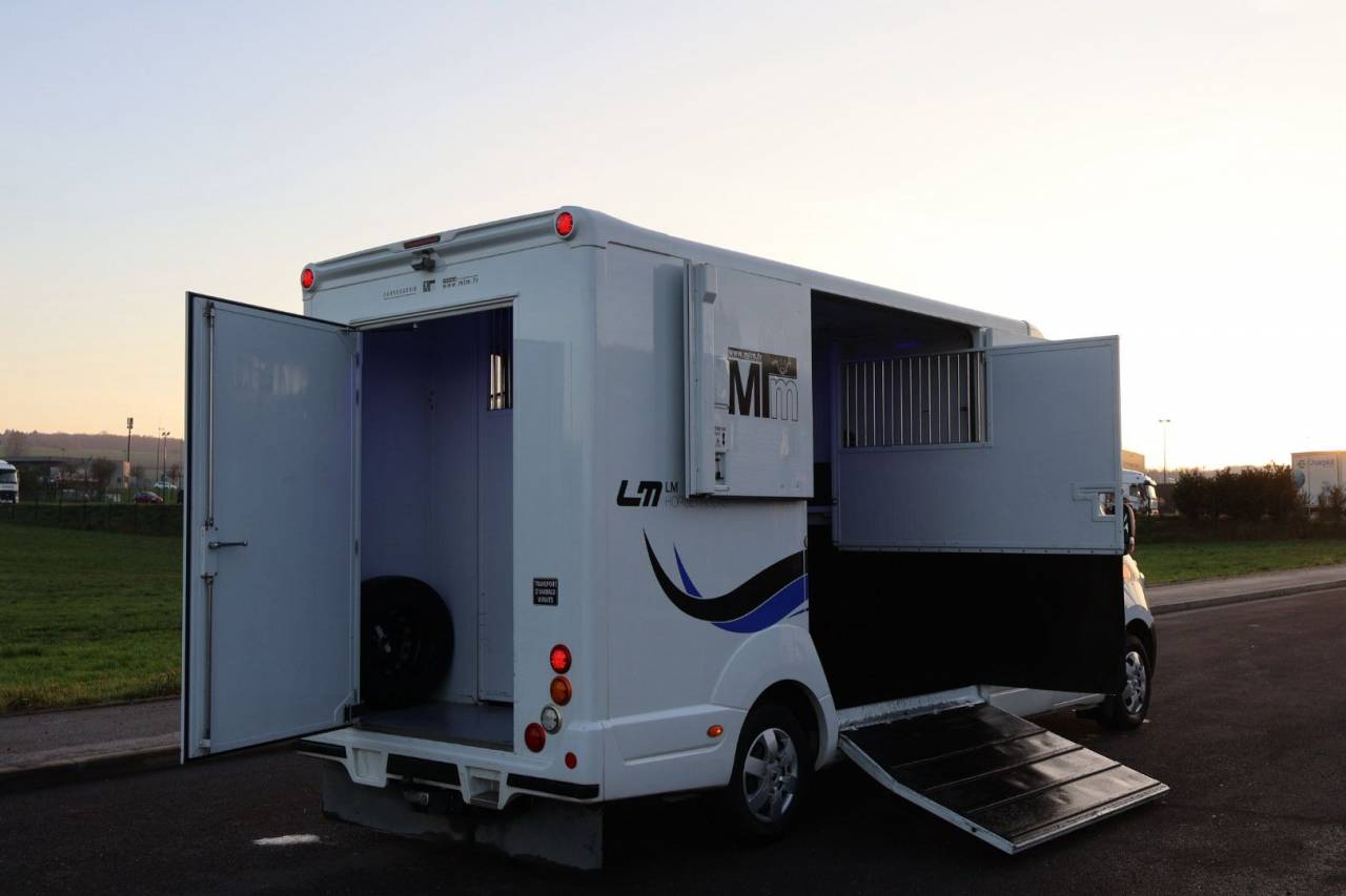 VL MASTER MTM FILOVAN STALLE 5P + COUCHETTE WEBASTO