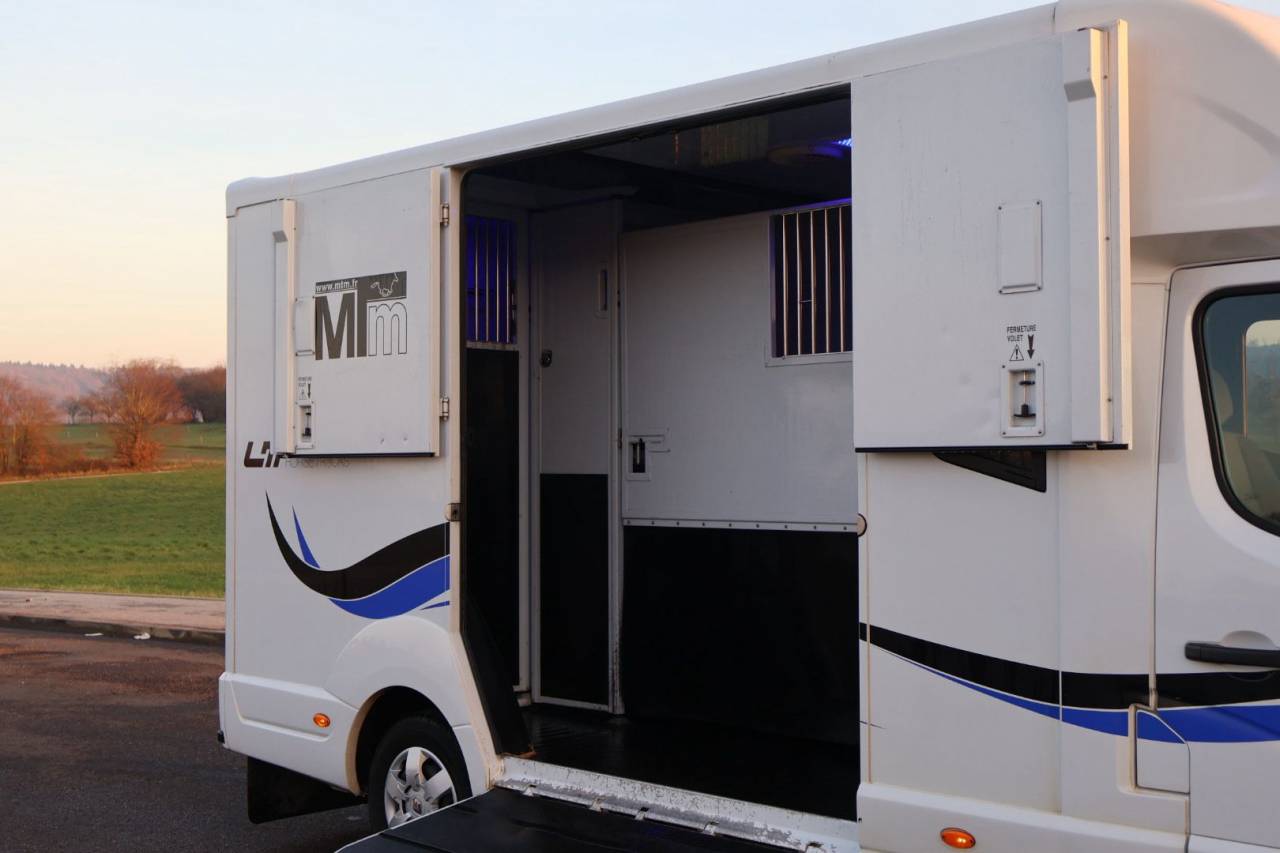 VL MASTER MTM FILOVAN STALLE 5P + COUCHETTE WEBASTO