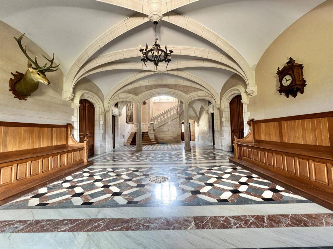 Chateau classé 130ha