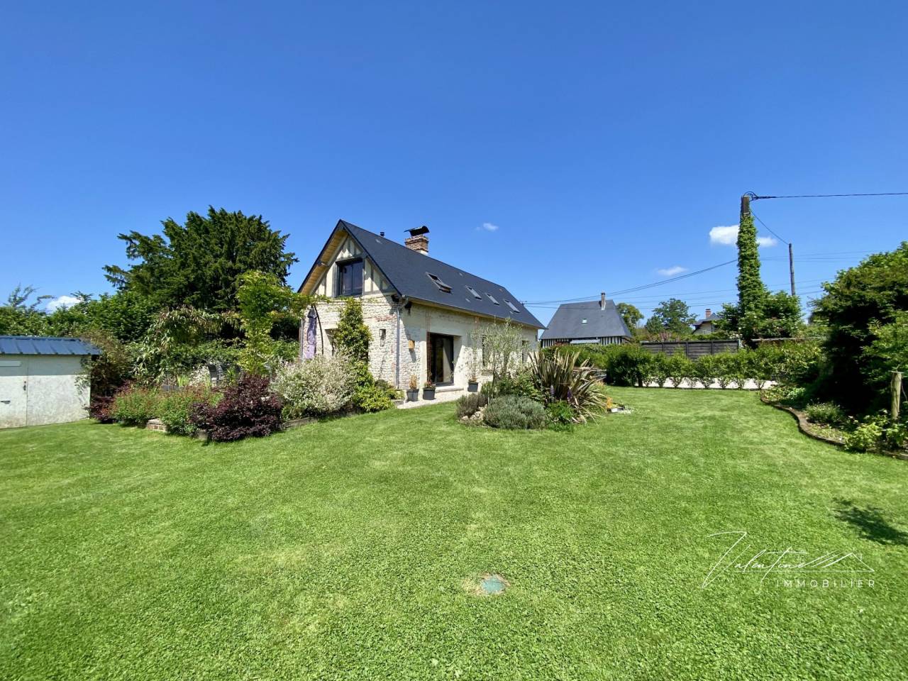 COUP DE COEUR : RAVISSANTE MAISON À DEUX PAS D'HONFLEUR