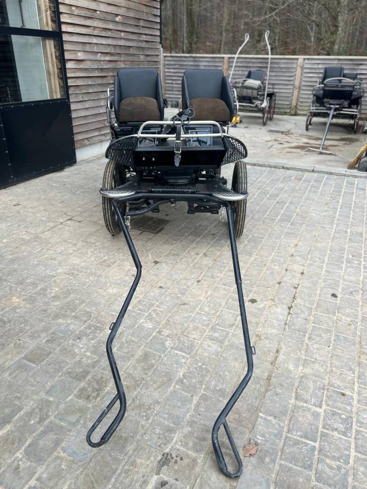 Cal&egrave;che marathon loisir 6 places double-poste Pouvreau