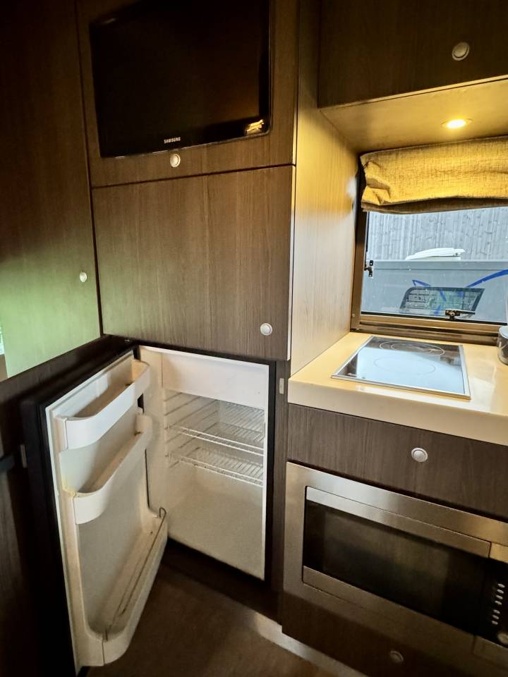 Camion Scania P380 STX 7 places