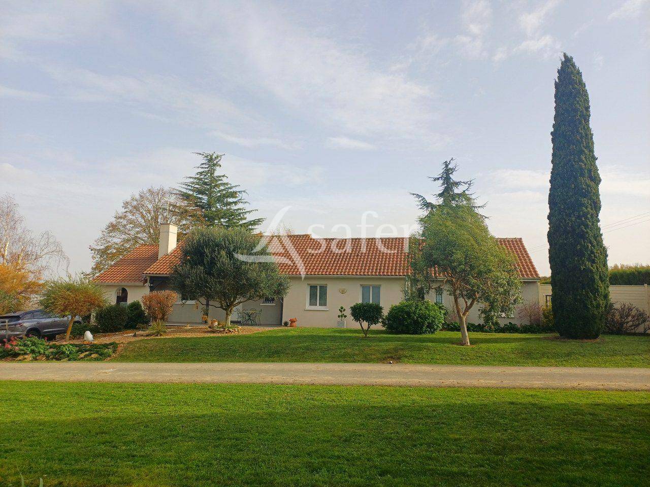 Ancienne Ferme sur 10 ha