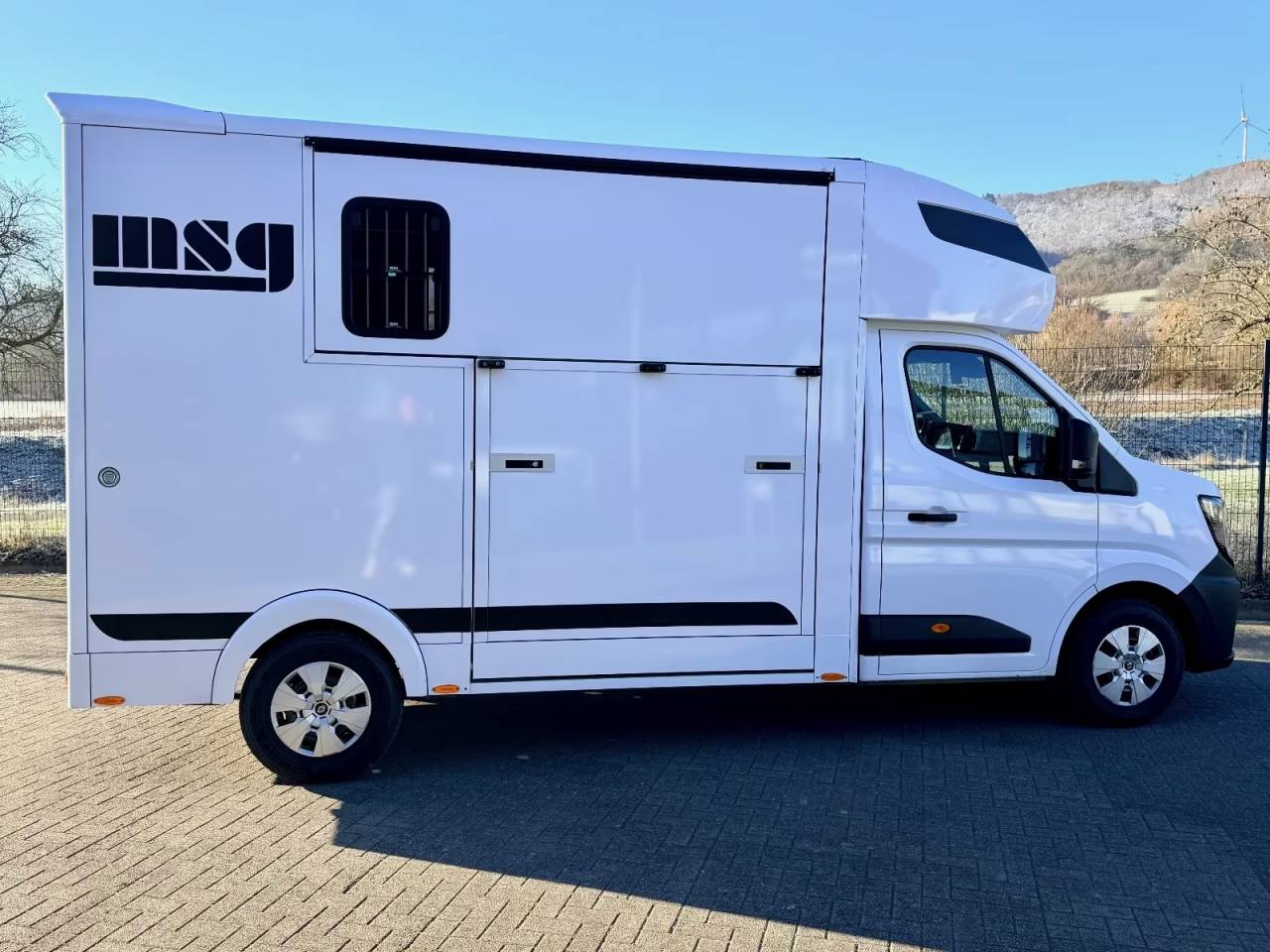 RENAULT MASTER Blue dCi 170 MSG STALLION LIGHT BOITE AUTOMATIQUE