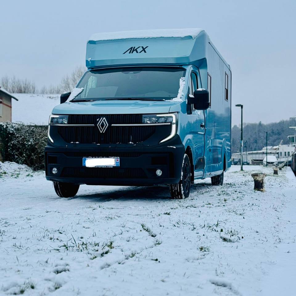 Camion chevaux Vl AKX 