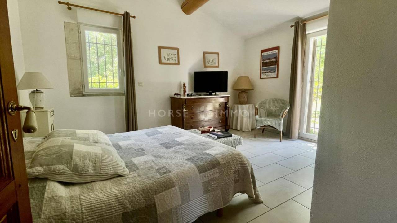 Domaine &eacute;questre aux portes de N&icirc;mes